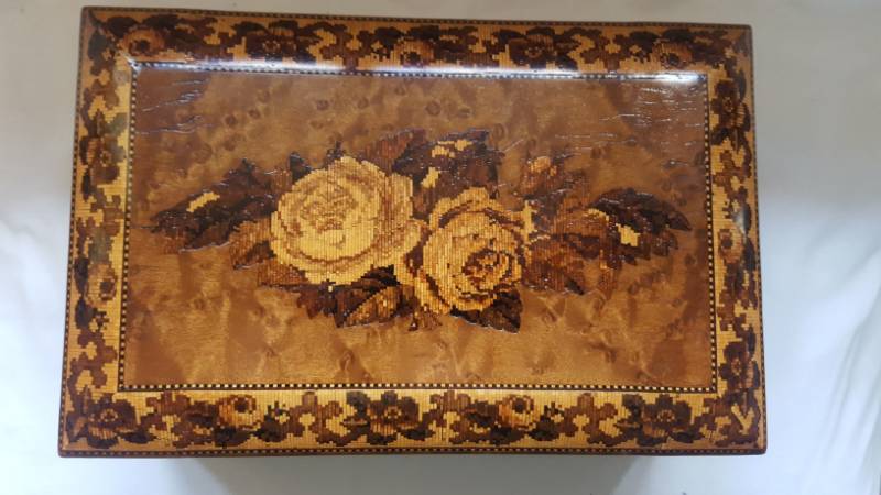 Games or Cribbage Compendium Tunbridge Ware